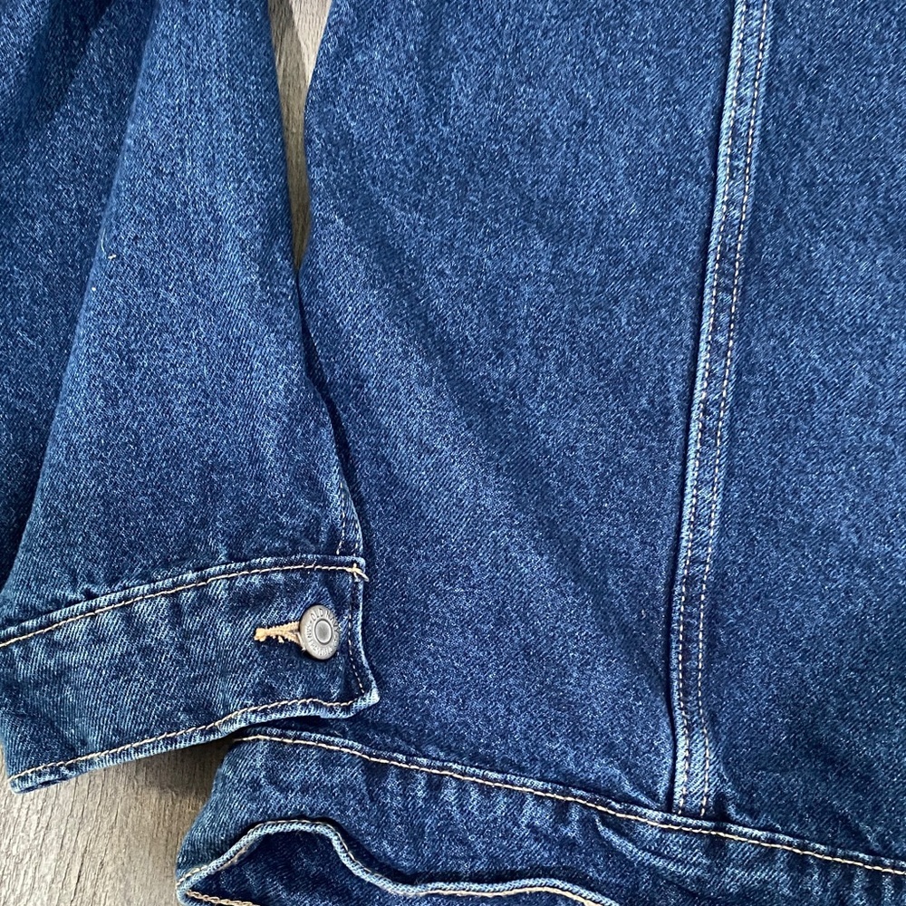 Women Old Navy Classic Blue Jean Jacket - Picture 12 of 14